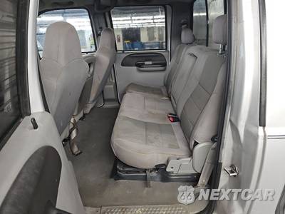 2006 Ford Super Duty F-250 XLT Crew Cab Medium Bed - zdjęcie 13 z 54 - miniatura