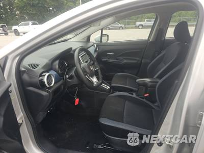 2025 Nissan Versa SV - zdjęcie 7 z 18 - miniatura
