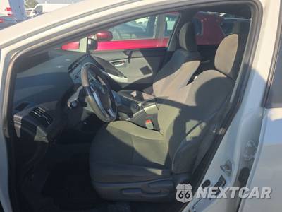 2015 Toyota Prius Three - zdjęcie 7 z 60 - miniatura
