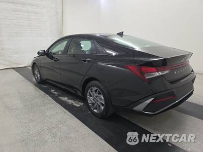 2024 Hyundai Elantra SEL - zdjęcie 6 z 29 - miniatura