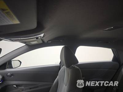 2024 Hyundai Elantra SEL - zdjęcie 20 z 29 - miniatura