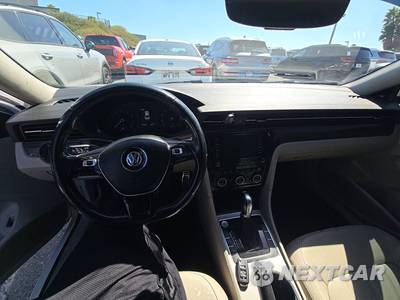 2020 Volkswagen Passat 2.0T SEL - zdjęcie 11 z 46 - miniatura