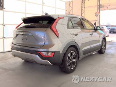 2023 Kia Niro LX - zdjęcie 4 z 22 - miniatura
