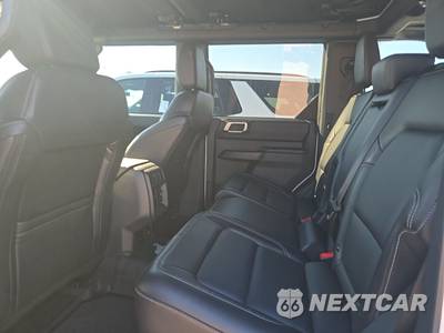 2026 Ford Bronco Outer Banks - zdjęcie 13 z 22 - miniatura