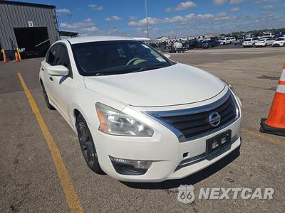 2014 Nissan Altima 2.5 SV - zdjęcie 3 z 33 - miniatura