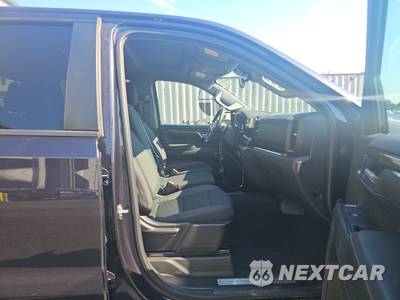 2023 Chevrolet Silverado 1500 LT Crew Cab Short Bed 2FL - zdjęcie 8 z 27 - miniatura