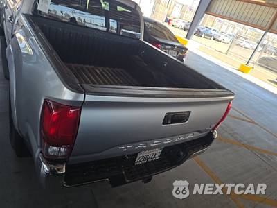 2021 Toyota Tacoma SR5 Crew Cab Medium Bed - zdjęcie 5 z 29 - miniatura