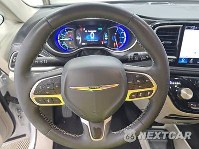 2024 Chrysler Pacifica Hybrid Select 121.6" WB - zdjęcie 10 z 30 - miniatura