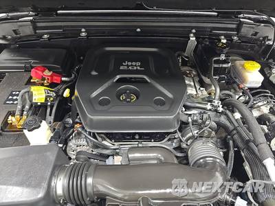 2022 Jeep Wrangler Unlimited Sport Altitude Edition - zdjęcie 15 z 21 - miniatura