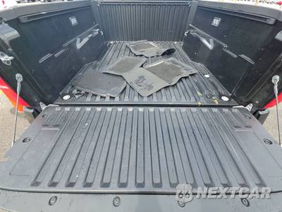 2025 Toyota Tacoma SR5 Crew Cab Medium Bed - zdjęcie 16 z 29 - miniatura