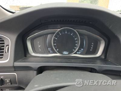 2016 Volvo V60 Cross Country T5 - zdjęcie 12 z 27 - miniatura