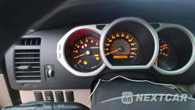 2004 Toyota 4Runner SR5 - zdjęcie 23 z 41 - miniatura