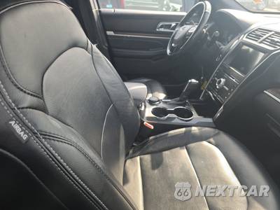 2017 Ford Explorer Limited - zdjęcie 8 z 35 - miniatura
