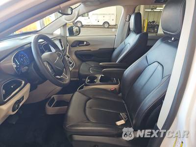 2024 Chrysler Pacifica Touring L 121.6" WB - zdjęcie 7 z 27 - miniatura