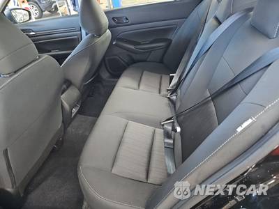 2025 Nissan Altima SV - zdjęcie 13 z 28 - miniatura