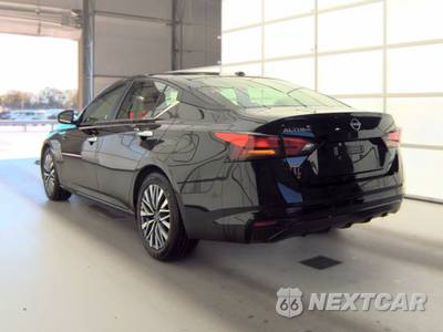 2025 Nissan Altima SV - zdjęcie 6 z 28 - miniatura