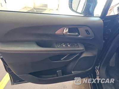 2026 Chrysler Pacifica Select 121.6" WB - zdjęcie 3 z 22 - miniatura