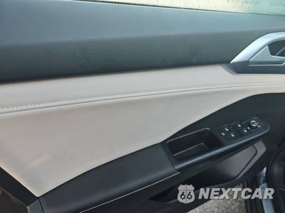 2025 Volkswagen Taos SE - zdjęcie 9 z 29 - miniatura