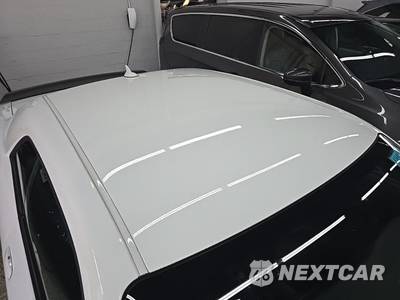 2015 Dodge Challenger SRT Hellcat - zdjęcie 12 z 22 - miniatura