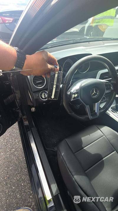 2013 Mercedes-Benz C 250 Sedan - zdjęcie 37 z 37 - miniatura