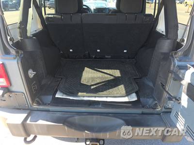 2014 Jeep Wrangler Unlimited Sport - zdjęcie 16 z 30 - miniatura