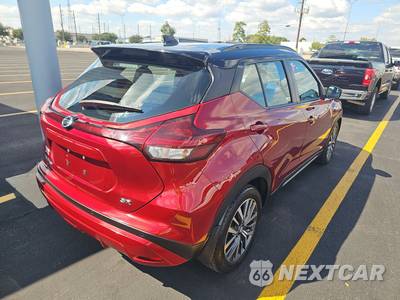 2021 Nissan Kicks SR - zdjęcie 4 z 24 - miniatura
