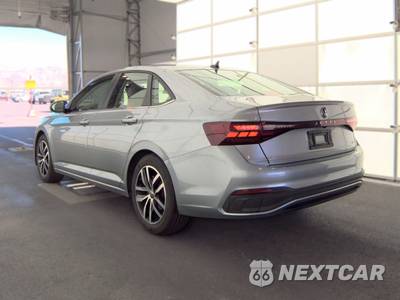 2025 Volkswagen Jetta SE - zdjęcie 6 z 30 - miniatura