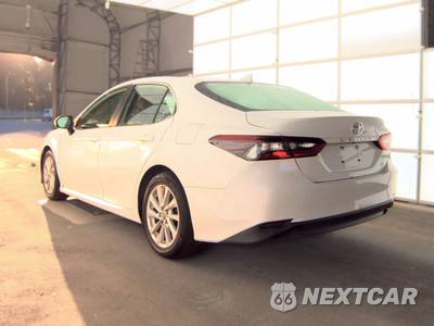 2021 Toyota Camry LE - zdjęcie 6 z 38 - miniatura