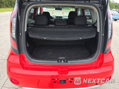 2017 Kia Soul + - zdjęcie 16 z 31 - miniatura
