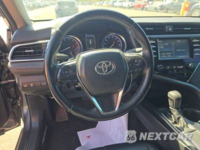 2018 Toyota Camry SE - zdjęcie 10 z 36 - miniatura