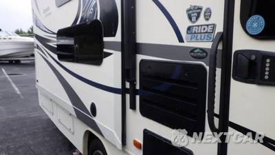 2017 Ford Super Duty E-450 Cutaway DRW - zdjęcie 20 z 22 - miniatura