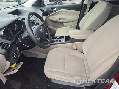 2017 Ford Escape SE - zdjęcie 7 z 27 - miniatura