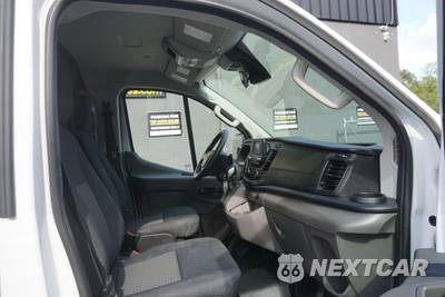 2024 Ford Transit 250 Cargo Van Low Roof 130.0" WB - zdjęcie 10 z 31 - miniatura