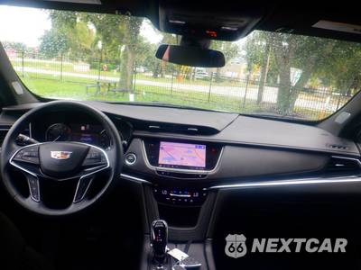 2025 Cadillac XT5 Premium Luxury 1SC - zdjęcie 9 z 24 - miniatura
