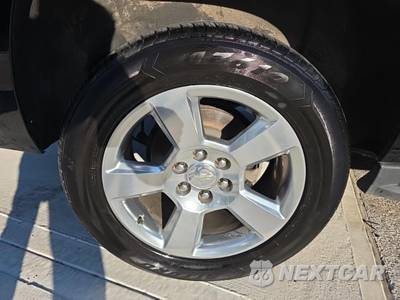 2020 Chevrolet Suburban 1500 LT 1LT - zdjęcie 10 z 31 - miniatura