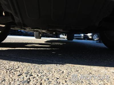 2020 Chevrolet Suburban 1500 LT 1LT - zdjęcie 30 z 31 - miniatura