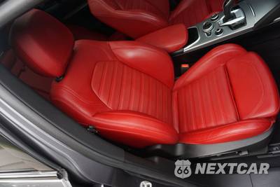 2022 Alfa Romeo Stelvio Veloce - zdjęcie 33 z 50 - miniatura