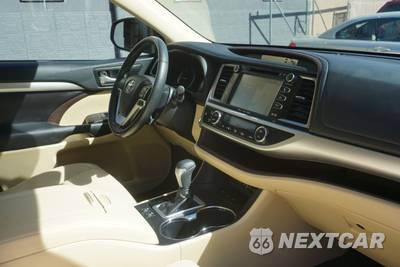 2017 Toyota Highlander Hybrid XLE - zdjęcie 19 z 41 - miniatura