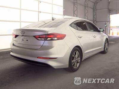 2017 Hyundai Elantra SE Sedan - zdjęcie 4 z 26 - miniatura