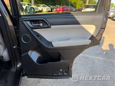 2015 Subaru Forester 2.5i Limited - zdjęcie 48 z 116 - miniatura