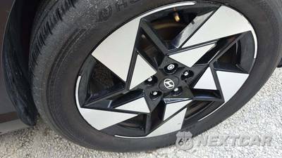 2024 Hyundai Kona Limited - zdjęcie 29 z 29 - miniatura