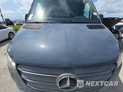 2019 Mercedes-Benz Sprinter 2500 Cargo Van Standard Roof 144.0" WB - zdjęcie 14 z 27 - miniatura