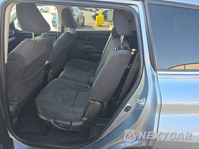 2022 Toyota Highlander LE - zdjęcie 13 z 38 - miniatura