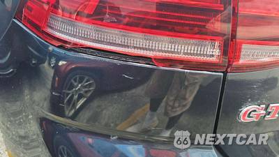 2019 Volkswagen Golf GTI S Hatchback - zdjęcie 24 z 31 - miniatura