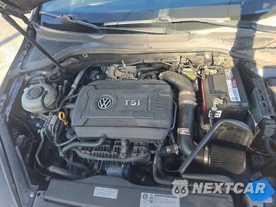 2019 Volkswagen Golf GTI S Hatchback - zdjęcie 16 z 31 - miniatura