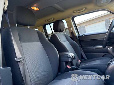 2015 Jeep Patriot Altitude Edition - zdjęcie 12 z 17 - miniatura