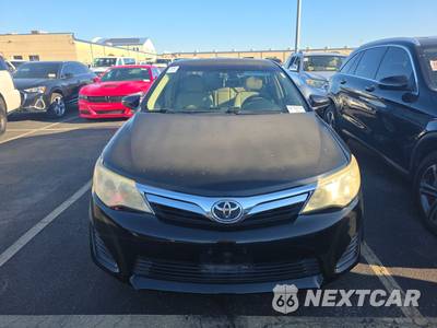 2012 Toyota Camry LE - zdjęcie 2 z 33 - miniatura