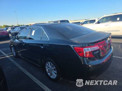 2012 Toyota Camry LE - zdjęcie 6 z 33 - miniatura