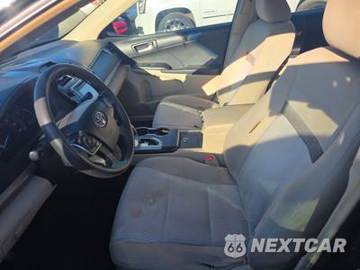 2012 Toyota Camry LE - zdjęcie 7 z 33 - miniatura