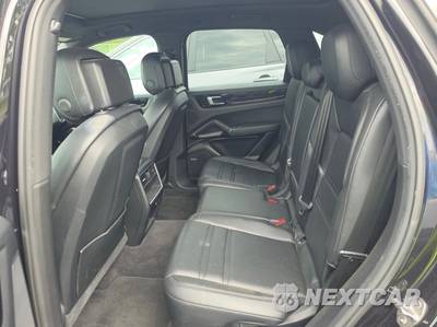2019 Porsche Cayenne - zdjęcie 14 z 16 - miniatura